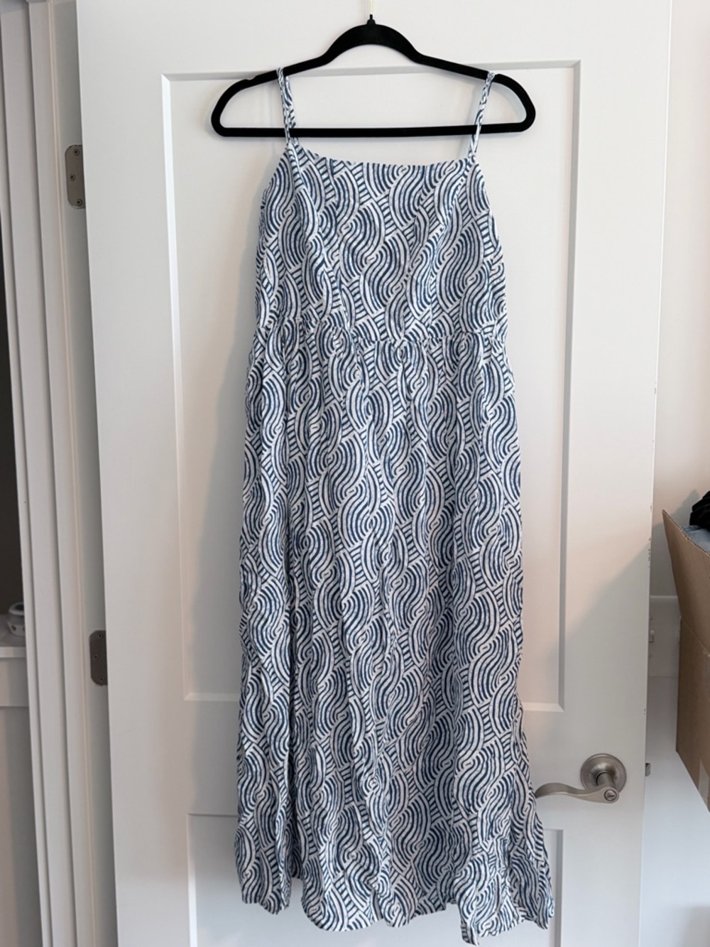 H&M Blue and White Wave-Print Maxi Dress